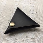 送料無料、、革のsimpleコインケース 三角黒系5