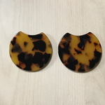 TORTOISE MOON PENDANT ACRYL BEADS