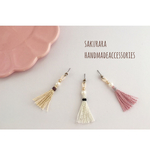 【タッセルピアス】