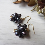 黒真珠の華ピアス