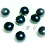 ＡＡＡランク・８ミリ・ブルーブラック淡水パールのピアス