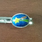 流れ星の七宝焼ネクタイピン