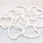 【2重リング/ハート型(約32x31mm)約10個】白銀/ニコイル/キーリング/キーホルダー金具/二重環/副資材/手芸材料/クラフトパーツ/雑貨 ap001721