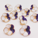 ビオラ パンジー お花 チャーム ミニ 白×紫10個♪
