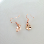 【再販】 さくら咲く ピンクゴールドの小さいフックピアス