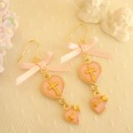 ハート＆アローとクロスのリボンピアス（Pink）