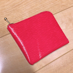 きらめきレッドのハーフウォレット