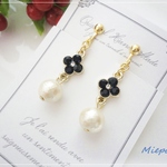 ♡Ｎａｖｙｆｌｏｗｅｒ♡イヤリング（ピアス）