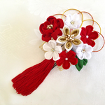 つまみ細工髪飾り ♡ 紅白金入り(水引、タッセル付き)