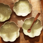 花びら小皿【 鶸 色 】