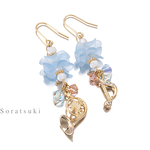  【完売次第終了】楽器ピアス/イヤリング(ホルン・青)