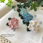 小花のブローチ（忘れな草カラー）