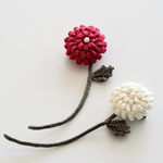 ダリアのブローチ／赤or白