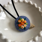 薔薇のブーケ刺繍のヘアゴム（オレンジ）