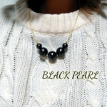 ブラックパールのネックレス