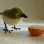 冬のメジロとみかん　羊毛フェルト