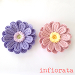 レース糸で編んだガーベラのブローチA