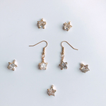 星のジルコニアピアス/イヤリング