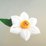 水仙のミニクリップ*Ｂ白無地１輪 #つまみ細工　着物・卒業式袴に