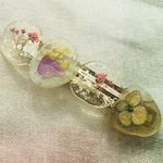 ぷるぷるレジンのドライフラワーバレッタ