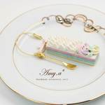 レインボーケーキのバッグチャーム
