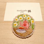 カモミールティー☕の刺繍ブローチ