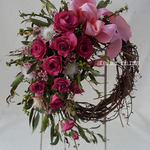 八ヶ岳からシックな薔薇とユーカリのWreath