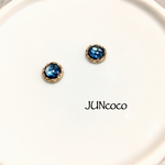 ❋再販❋ 小さなオーロラブルーのピアス