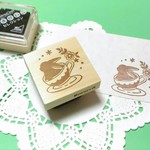 ロップイヤーうさぎ in ティーカップ消しゴムはんこ