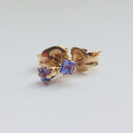 ✳︎14kgf✳︎極小✳︎タンザナイトの一粒ピアス