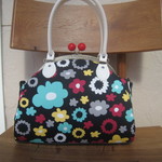 ☆がま口バッグ・2WAY・赤玉・花柄☆