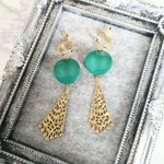 vintage★緑のコインとbrassのタペストリー・ピアス＆イヤリング