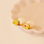 ピアス「パールキャッチのキューブ」リーズ」02
