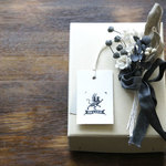 布花コサージュ　dark gray lily of the valley , babies'-breath ＆ annabelle