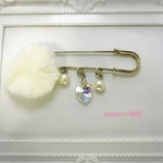 【SALE】エコファーとキラキラハートのブローチ