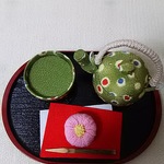 ちりめん  日本茶&上生菓子  置き物(水玉)