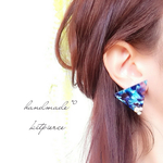  三角▽べっ甲風プレート♡ビジュー付きピアス