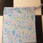 期間限定セール！！きんちゃく　水色のきのこ柄