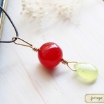 サンプルＳＡＬＥ＊赤い実ジェイド＊革紐ネックレス