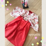 【在庫あり】ベビー 袴 着物 女の子　80-90サイズ（花と蝶）