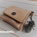 ＊革のミニブーツ付きコインケース＊ナチュラル＊グリーンのブーツ＊シンプル＊