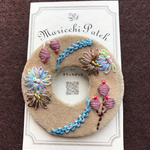 花刺繍ブローチ