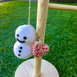 雪だるまとハートのキーホルダー