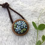 刺繍ウッドヘアゴム 忘れな草