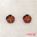 –着物生地使用–  和風  小梅ピアス・イヤリング（弁柄色×黒×ゴールドラメ）