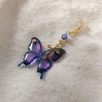 蝶のピアス【片耳用】＊ラベンダー＊クロス＊ゴールド