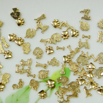 ミニミニ封入パーツ　犬　１０g　８０個前後　A-16-8