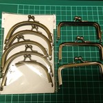 【在庫処分】アクリルビーズ　おはじき形/20mm