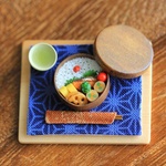 【再販】ミニチュア　曲げわっぱのお弁当（丸形）②