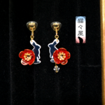 【受注生産】兎と梅イヤリング・ピアス
